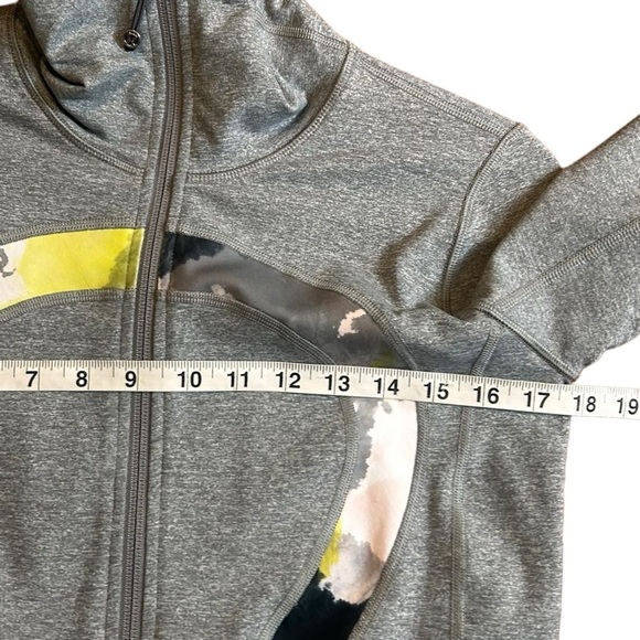 LULULEMON In Stride Jacket Watercolor Citron - Picture 9 of 9